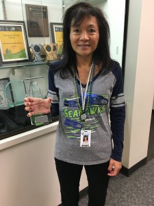 Sue Maybee accepts the 2015 Customer of the Year Award for the Issaquah School District.